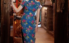 精壮青年生生被C尿教练